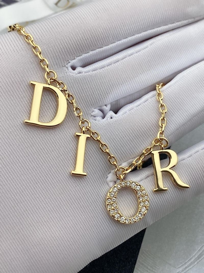 chr1st1an D10r necklaces